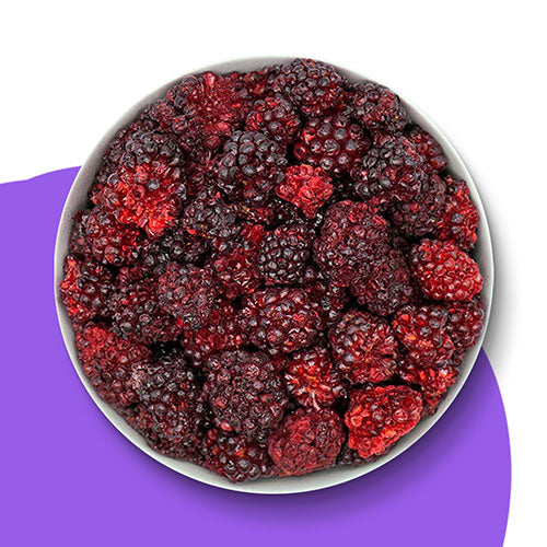 Gefriergetrocknete-Brombeeren-in-der-Schale